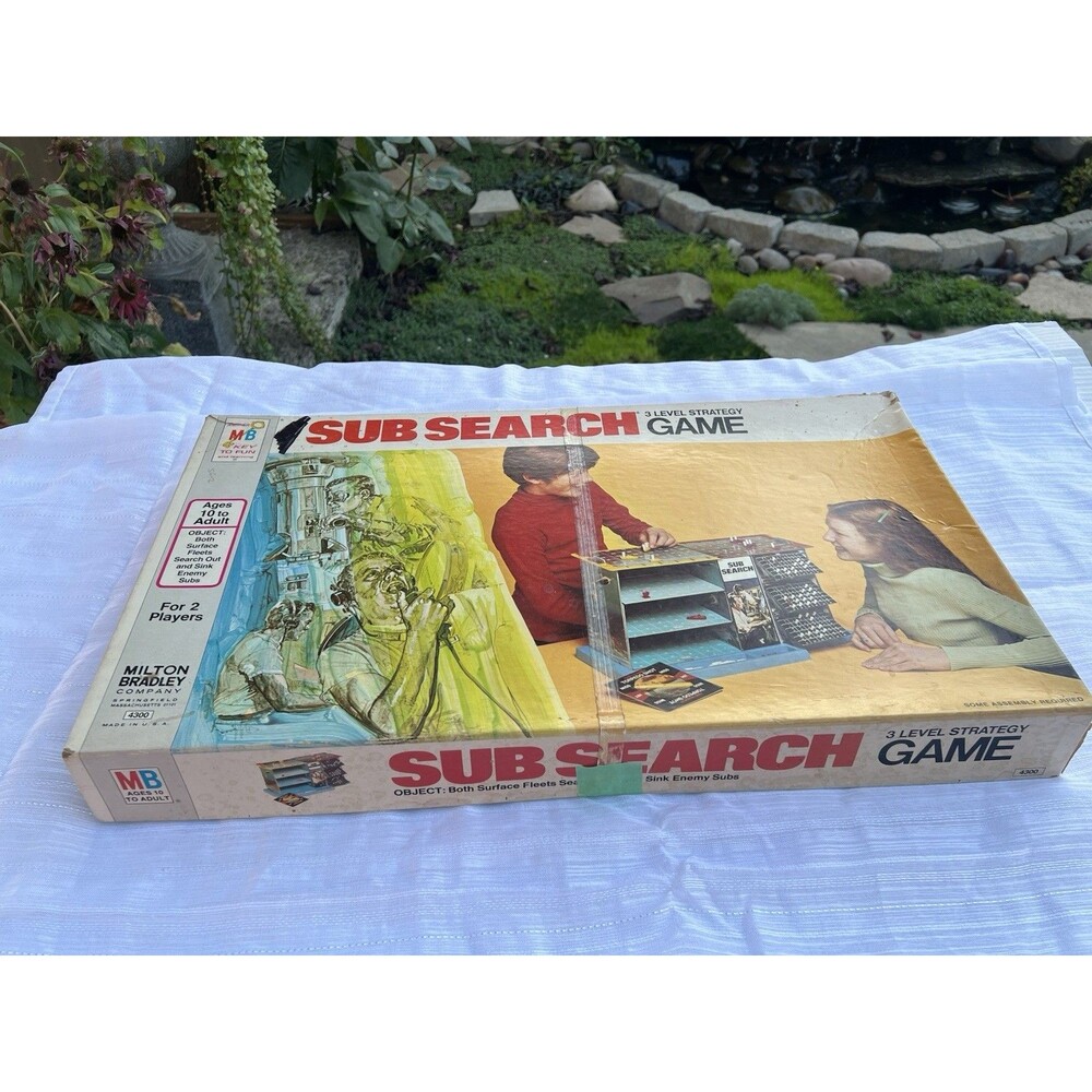 Vintage 1977 Milton Bradley Sub Search 3 Level Strategy Board Game Complete